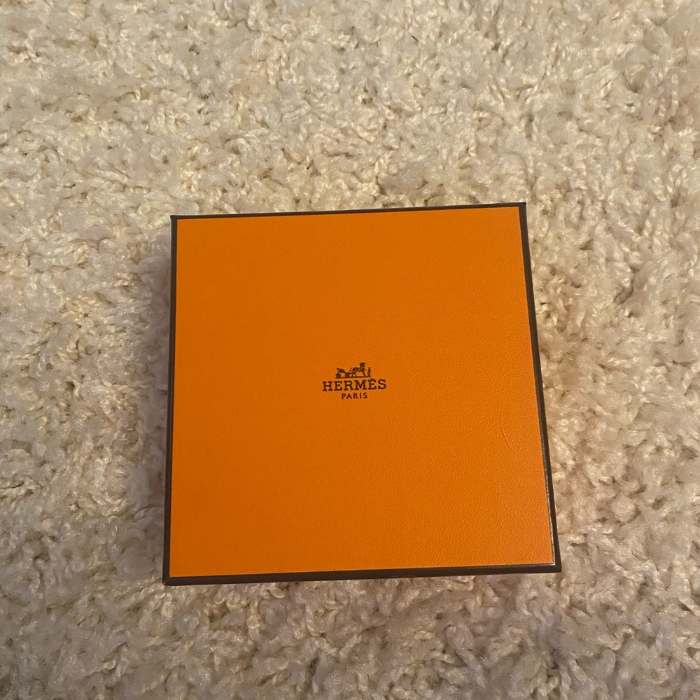 Hermes Box